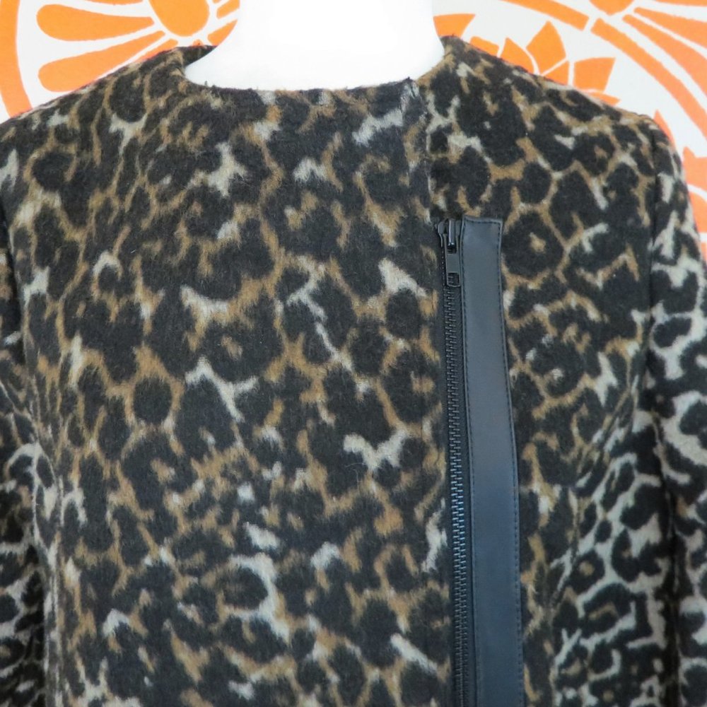 Joe Fresh Long Faux Leopard Coat M - Picture 2 of 3